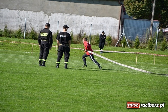 Zdjęcie w galerii na portalu naszraciborz.pl: Zawody sportowo-pożarnicze gminy Krzyżanowice. Hat-trick Roszkowa.  wiadomości z regionu