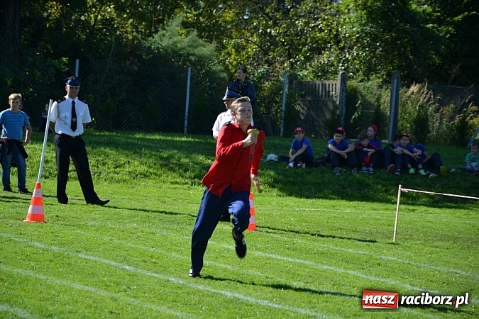 Zdjęcie w galerii na portalu naszraciborz.pl: Zawody sportowo-pożarnicze gminy Krzyżanowice. Hat-trick Roszkowa.  wiadomości z regionu
