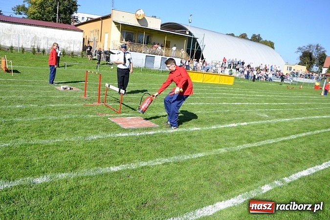 Zdjęcie w galerii na portalu naszraciborz.pl: Zawody sportowo-pożarnicze gminy Krzyżanowice. Hat-trick Roszkowa.  wiadomości z regionu