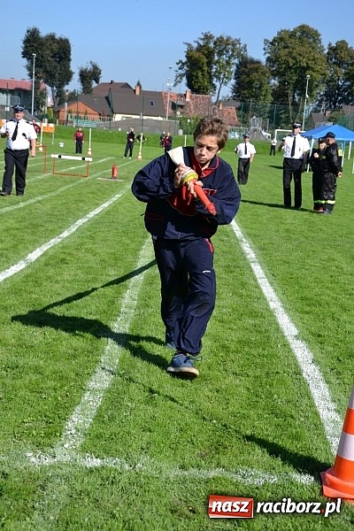 Zdjęcie w galerii na portalu naszraciborz.pl: Zawody sportowo-pożarnicze gminy Krzyżanowice. Hat-trick Roszkowa.  wiadomości z regionu