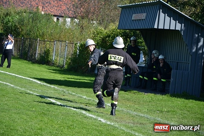 Zdjęcie w galerii na portalu naszraciborz.pl: Zawody sportowo-pożarnicze gminy Krzyżanowice. Hat-trick Roszkowa.  wiadomości z regionu