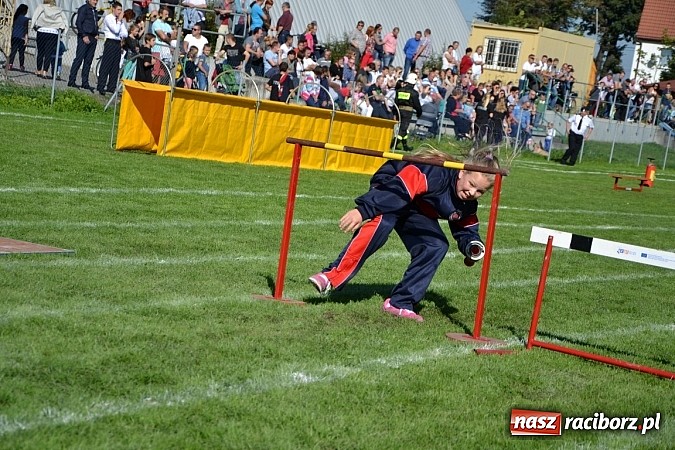 Zdjęcie w galerii na portalu naszraciborz.pl: Zawody sportowo-pożarnicze gminy Krzyżanowice. Hat-trick Roszkowa.  wiadomości z regionu