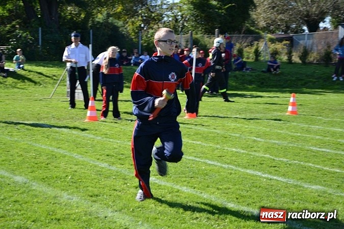 Zdjęcie w galerii na portalu naszraciborz.pl: Zawody sportowo-pożarnicze gminy Krzyżanowice. Hat-trick Roszkowa.  wiadomości z regionu