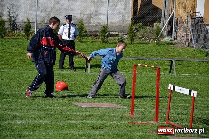 Zdjęcie w galerii na portalu naszraciborz.pl: Zawody sportowo-pożarnicze gminy Krzyżanowice. Hat-trick Roszkowa.  wiadomości z regionu