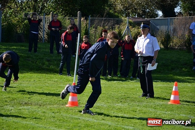 Zdjęcie w galerii na portalu naszraciborz.pl: Zawody sportowo-pożarnicze gminy Krzyżanowice. Hat-trick Roszkowa.  wiadomości z regionu