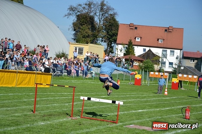 Zdjęcie w galerii na portalu naszraciborz.pl: Zawody sportowo-pożarnicze gminy Krzyżanowice. Hat-trick Roszkowa.  wiadomości z regionu