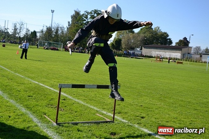 Zdjęcie w galerii na portalu naszraciborz.pl: Zawody sportowo-pożarnicze gminy Krzyżanowice. Hat-trick Roszkowa.  wiadomości z regionu