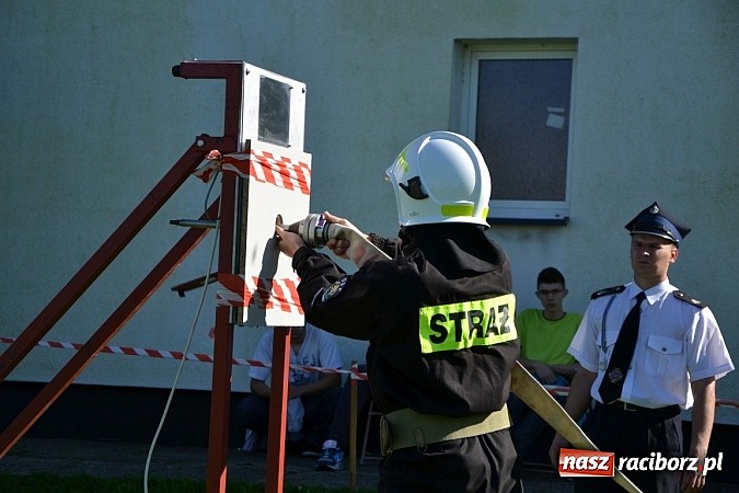 Zdjęcie w galerii na portalu naszraciborz.pl: Zawody sportowo-pożarnicze gminy Krzyżanowice. Hat-trick Roszkowa.  wiadomości z regionu