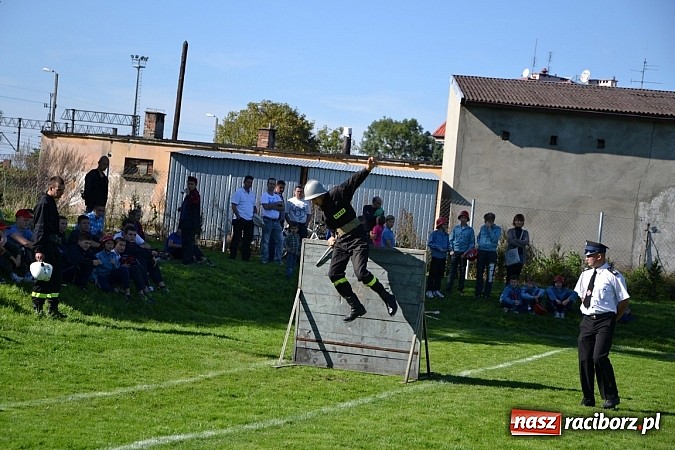 Zdjęcie w galerii na portalu naszraciborz.pl: Zawody sportowo-pożarnicze gminy Krzyżanowice. Hat-trick Roszkowa.  wiadomości z regionu