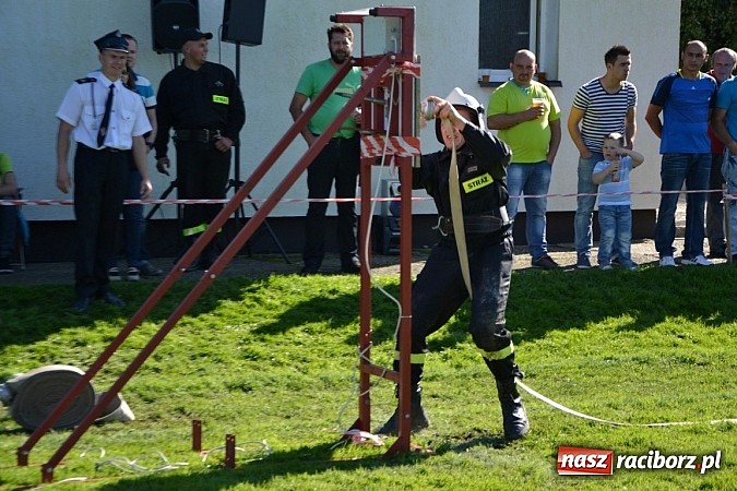 Zdjęcie w galerii na portalu naszraciborz.pl: Zawody sportowo-pożarnicze gminy Krzyżanowice. Hat-trick Roszkowa.  wiadomości z regionu