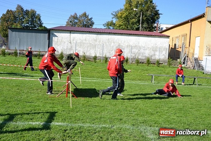 Zdjęcie w galerii na portalu naszraciborz.pl: Zawody sportowo-pożarnicze gminy Krzyżanowice. Hat-trick Roszkowa.  wiadomości z regionu