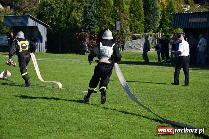 Zdjęcie w galerii na portalu naszraciborz.pl: Zawody sportowo-pożarnicze gminy Krzyżanowice. Hat-trick Roszkowa.  wiadomości z regionu