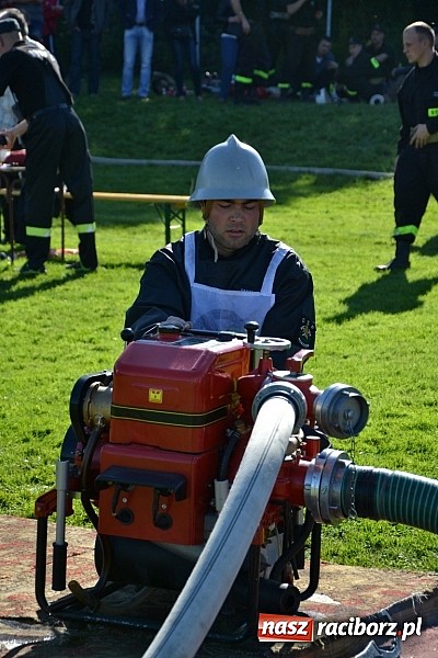 Zdjęcie w galerii na portalu naszraciborz.pl: Zawody sportowo-pożarnicze gminy Krzyżanowice. Hat-trick Roszkowa.  wiadomości z regionu