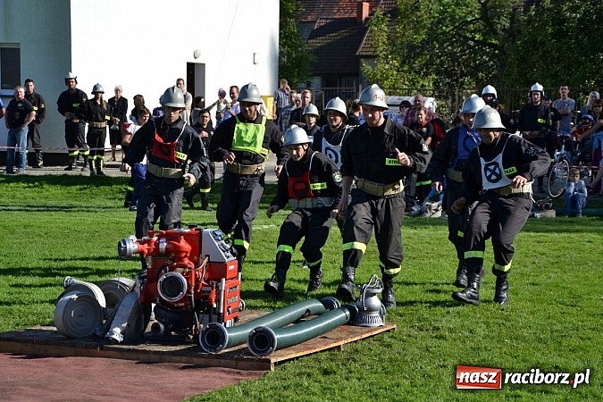 Zdjęcie w galerii na portalu naszraciborz.pl: Zawody sportowo-pożarnicze gminy Krzyżanowice. Hat-trick Roszkowa.  wiadomości z regionu