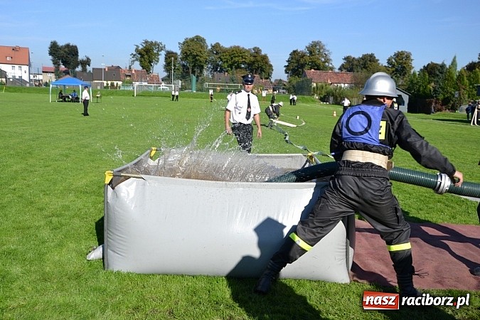 Zdjęcie w galerii na portalu naszraciborz.pl: Zawody sportowo-pożarnicze gminy Krzyżanowice. Hat-trick Roszkowa.  wiadomości z regionu