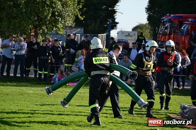 Zdjęcie w galerii na portalu naszraciborz.pl: Zawody sportowo-pożarnicze gminy Krzyżanowice. Hat-trick Roszkowa.  wiadomości z regionu