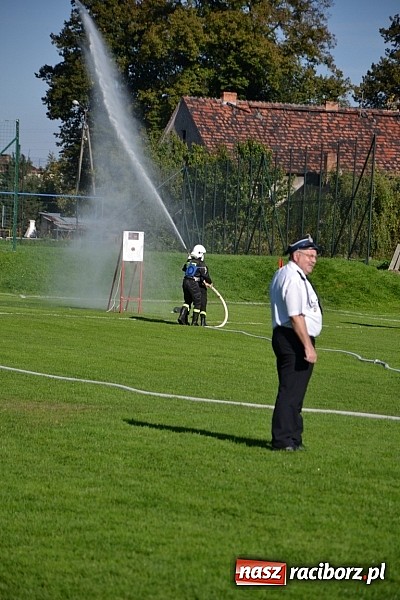 Zdjęcie w galerii na portalu naszraciborz.pl: Zawody sportowo-pożarnicze gminy Krzyżanowice. Hat-trick Roszkowa.  wiadomości z regionu