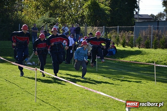 Zdjęcie w galerii na portalu naszraciborz.pl: Zawody sportowo-pożarnicze gminy Krzyżanowice. Hat-trick Roszkowa.  wiadomości z regionu