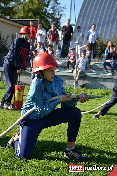 Zdjęcie w galerii na portalu naszraciborz.pl: Zawody sportowo-pożarnicze gminy Krzyżanowice. Hat-trick Roszkowa.  wiadomości z regionu