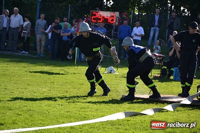 Zdjęcie w galerii na portalu naszraciborz.pl: Zawody sportowo-pożarnicze gminy Krzyżanowice. Hat-trick Roszkowa.  wiadomości z regionu