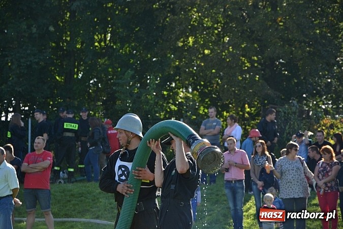 Zdjęcie w galerii na portalu naszraciborz.pl: Zawody sportowo-pożarnicze gminy Krzyżanowice. Hat-trick Roszkowa.  wiadomości z regionu