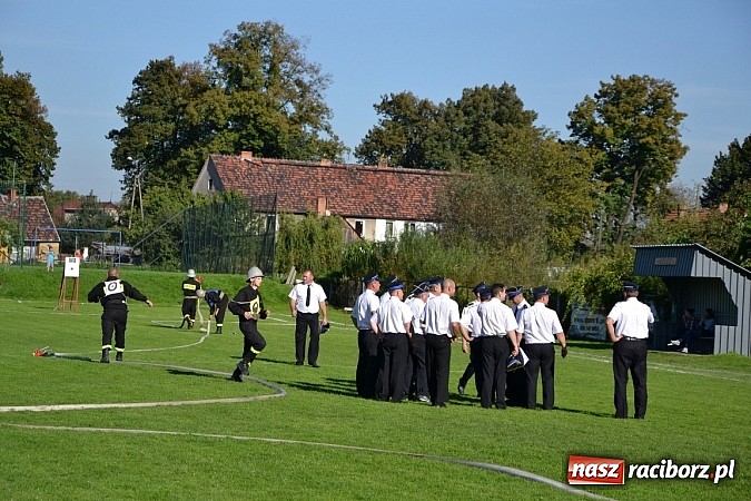 Zdjęcie w galerii na portalu naszraciborz.pl: Zawody sportowo-pożarnicze gminy Krzyżanowice. Hat-trick Roszkowa.  wiadomości z regionu
