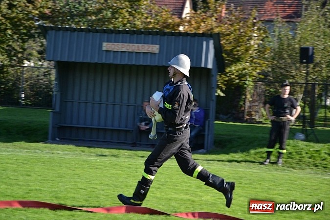 Zdjęcie w galerii na portalu naszraciborz.pl: Zawody sportowo-pożarnicze gminy Krzyżanowice. Hat-trick Roszkowa.  wiadomości z regionu