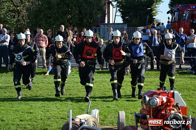 Zdjęcie w galerii na portalu naszraciborz.pl: Zawody sportowo-pożarnicze gminy Krzyżanowice. Hat-trick Roszkowa.  wiadomości z regionu