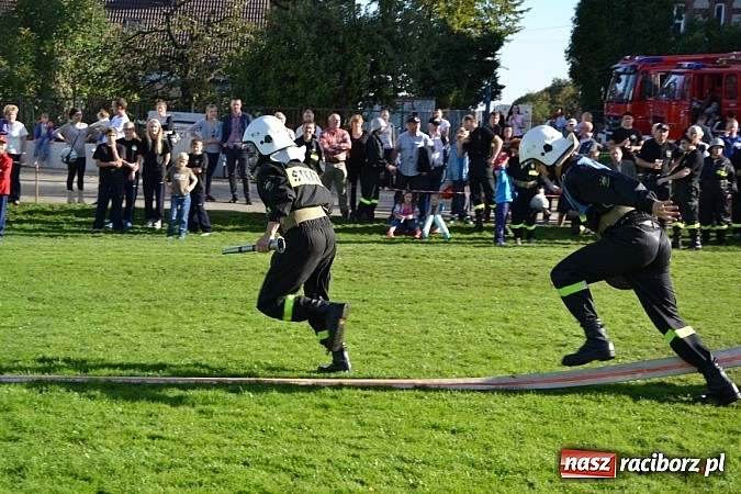 Zdjęcie w galerii na portalu naszraciborz.pl: Zawody sportowo-pożarnicze gminy Krzyżanowice. Hat-trick Roszkowa.  wiadomości z regionu