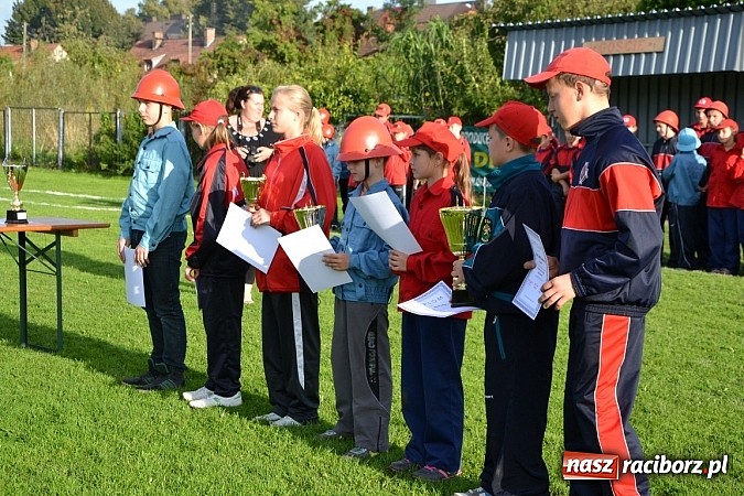 Zdjęcie w galerii na portalu naszraciborz.pl: Zawody sportowo-pożarnicze gminy Krzyżanowice. Hat-trick Roszkowa.  wiadomości z regionu