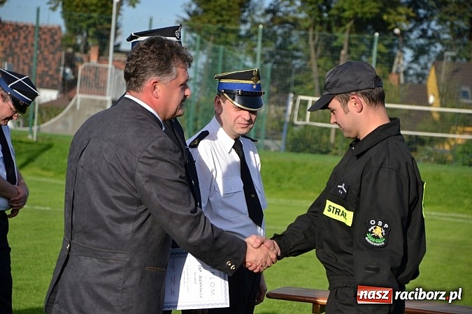 Zdjęcie w galerii na portalu naszraciborz.pl: Zawody sportowo-pożarnicze gminy Krzyżanowice. Hat-trick Roszkowa.  wiadomości z regionu