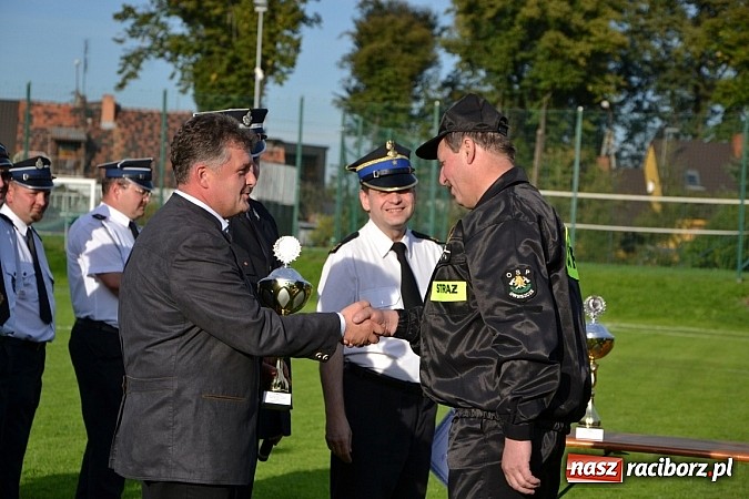 Zdjęcie w galerii na portalu naszraciborz.pl: Zawody sportowo-pożarnicze gminy Krzyżanowice. Hat-trick Roszkowa.  wiadomości z regionu