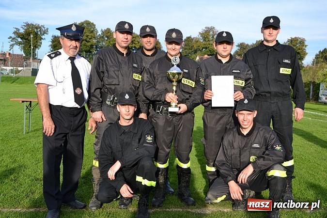 Zdjęcie w galerii na portalu naszraciborz.pl: Zawody sportowo-pożarnicze gminy Krzyżanowice. Hat-trick Roszkowa.  wiadomości z regionu