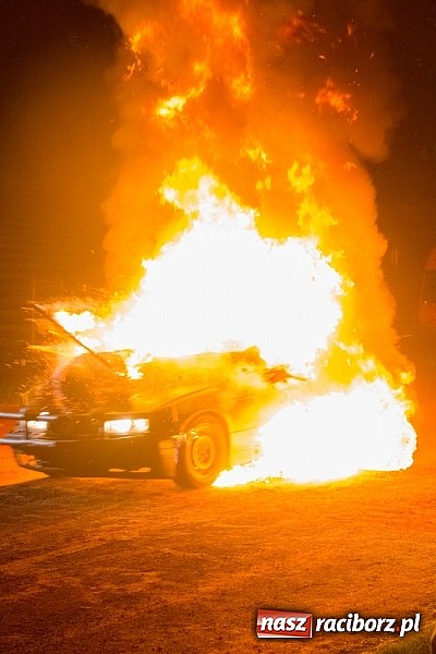 Zdjęcie w galerii na portalu naszraciborz.pl: Niesamowite kaskaderskie show Flott Stunts Team  wiadomości z regionu
