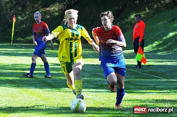 Zdjęcie w galerii na portalu naszraciborz.pl: Dziewczyny z Gamowa nie dały rady wodzisławiankom wiadomości z regionu