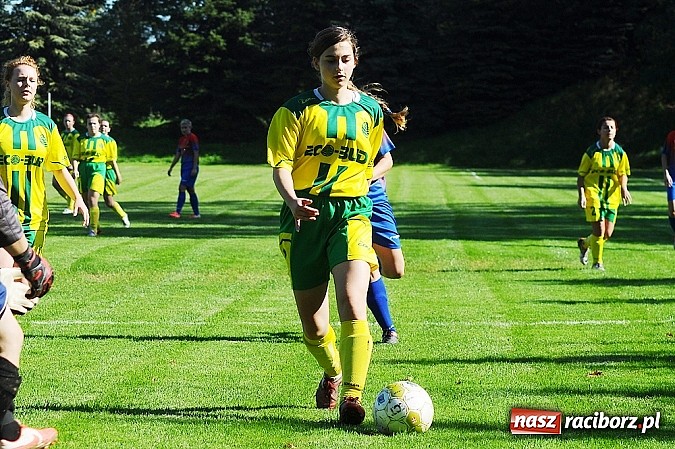 Zdjęcie w galerii na portalu naszraciborz.pl: Dziewczyny z Gamowa nie dały rady wodzisławiankom wiadomości z regionu