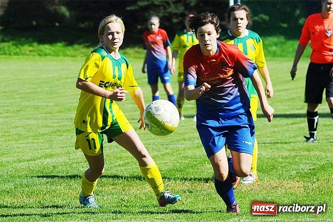 Zdjęcie w galerii na portalu naszraciborz.pl: Dziewczyny z Gamowa nie dały rady wodzisławiankom wiadomości z regionu