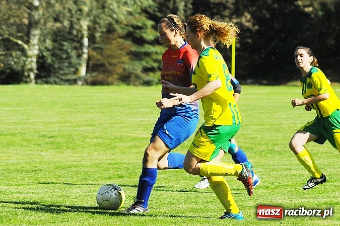 Zdjęcie w galerii na portalu naszraciborz.pl: Dziewczyny z Gamowa nie dały rady wodzisławiankom wiadomości z regionu