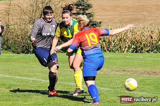 Zdjęcie w galerii na portalu naszraciborz.pl: Dziewczyny z Gamowa nie dały rady wodzisławiankom wiadomości z regionu