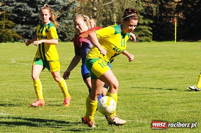 Zdjęcie w galerii na portalu naszraciborz.pl: Dziewczyny z Gamowa nie dały rady wodzisławiankom wiadomości z regionu