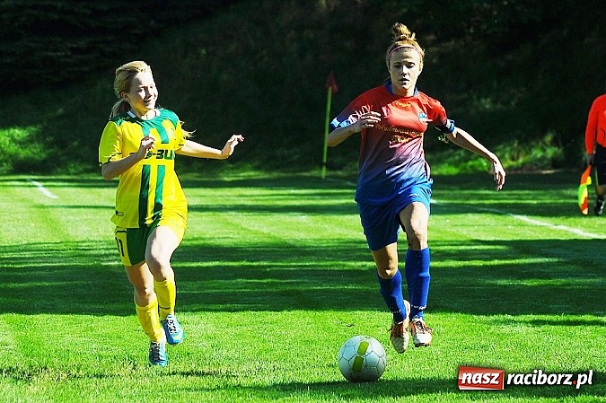 Zdjęcie w galerii na portalu naszraciborz.pl: Dziewczyny z Gamowa nie dały rady wodzisławiankom wiadomości z regionu