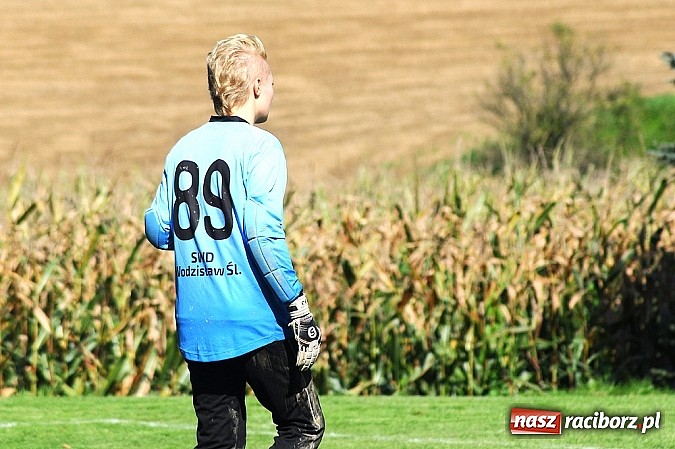 Zdjęcie w galerii na portalu naszraciborz.pl: Dziewczyny z Gamowa nie dały rady wodzisławiankom wiadomości z regionu