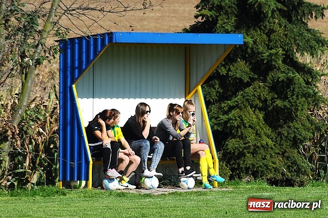 Zdjęcie w galerii na portalu naszraciborz.pl: Dziewczyny z Gamowa nie dały rady wodzisławiankom wiadomości z regionu