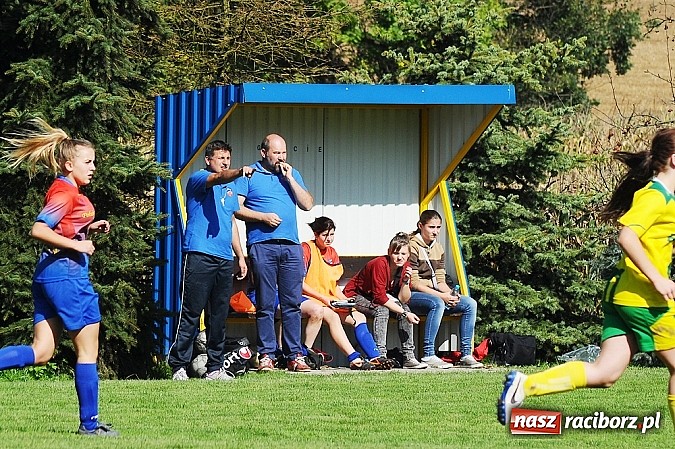 Zdjęcie w galerii na portalu naszraciborz.pl: Dziewczyny z Gamowa nie dały rady wodzisławiankom wiadomości z regionu