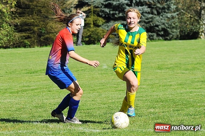 Zdjęcie w galerii na portalu naszraciborz.pl: Dziewczyny z Gamowa nie dały rady wodzisławiankom wiadomości z regionu