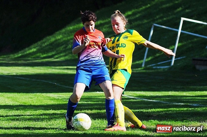 Zdjęcie w galerii na portalu naszraciborz.pl: Dziewczyny z Gamowa nie dały rady wodzisławiankom wiadomości z regionu