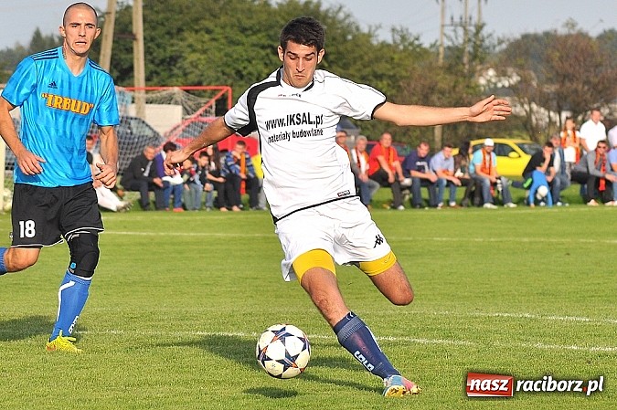 Zdjęcie w galerii na portalu naszraciborz.pl: A klasa: Zameczek obronił trzy punkty wiadomości z regionu