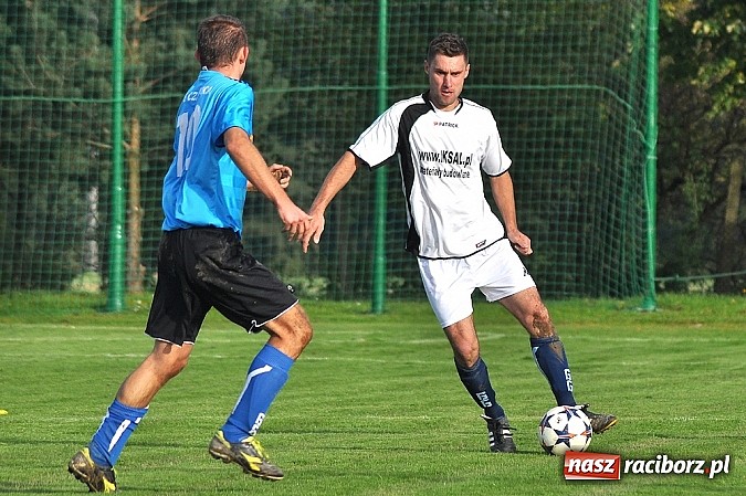 Zdjęcie w galerii na portalu naszraciborz.pl: A klasa: Zameczek obronił trzy punkty wiadomości z regionu