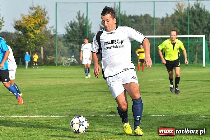 Zdjęcie w galerii na portalu naszraciborz.pl: A klasa: Zameczek obronił trzy punkty wiadomości z regionu