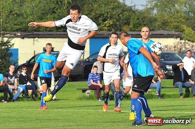 Zdjęcie w galerii na portalu naszraciborz.pl: A klasa: Zameczek obronił trzy punkty wiadomości z regionu